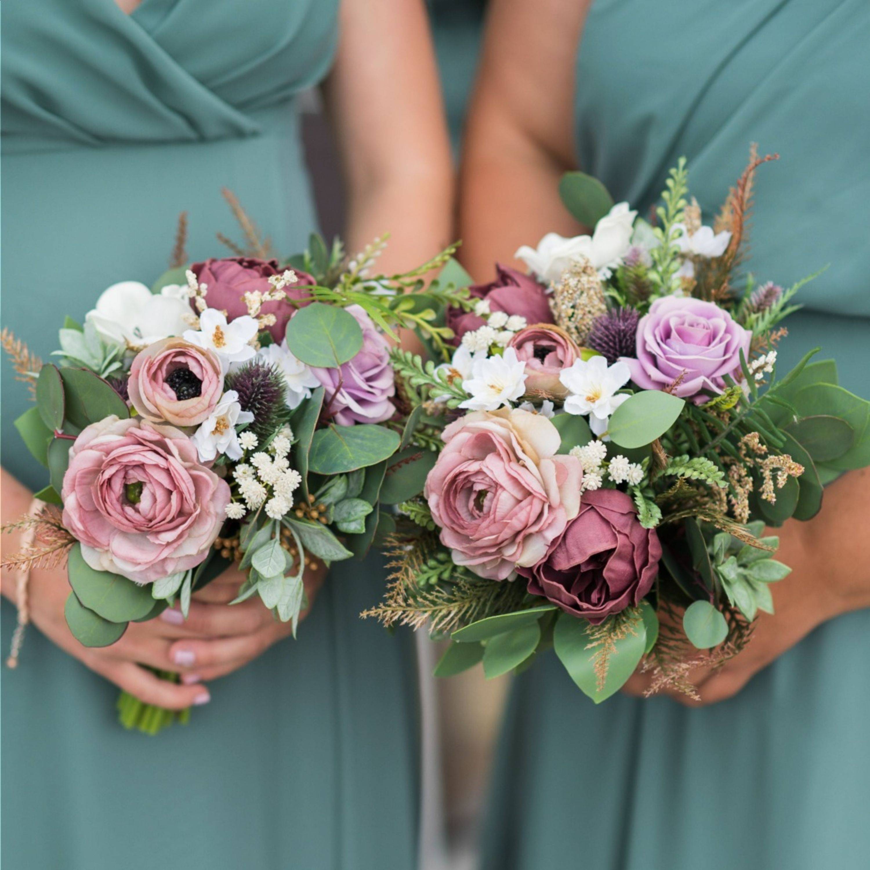Get Best Wedding Flowers for Any Budgets by Renting your F
lowers Get Best Wedding Flowers for Any Budgets by Renting your Flowers